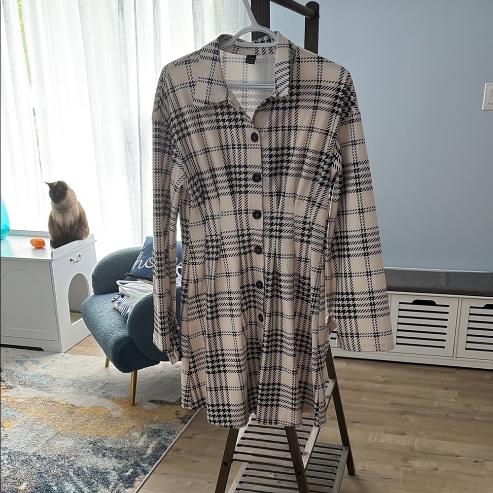 SHEIN Black and White Plaid Jacket